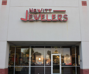 Newitt Jewelers storefront