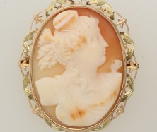 14Kt Yellow & Green Gold Cameo Brooch