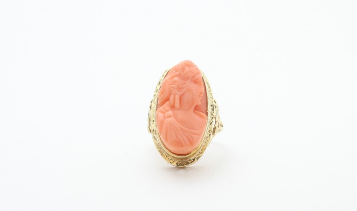 14K YELLOW GOLD RED CORAL CAMEO RING