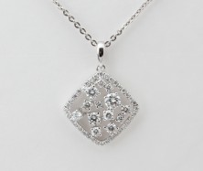14KW DIAMOND PENDANT ON A 16″ CABLE CHAIN